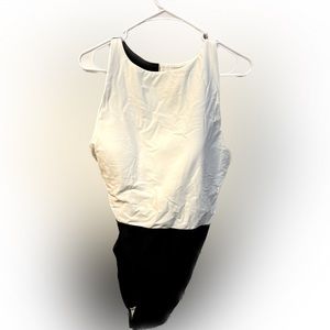 NEW WITH TAGS: Summersalt Women’s One-Piece Suit with open back